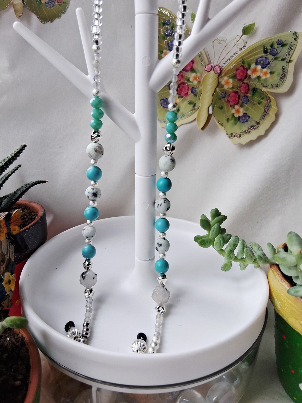 Handcrafted Turquoise & White Beaded Eyeglass Wear